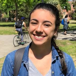 Meet your Posher, Lorena